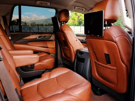 Cadillac Escalade 2019 года за 30 000 000 тг. в Алматы – фото 27