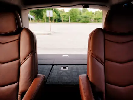 Cadillac Escalade 2019 года за 30 000 000 тг. в Алматы – фото 32