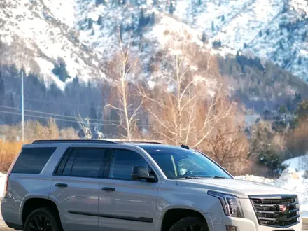 Cadillac Escalade 2019 года за 30 000 000 тг. в Алматы – фото 4