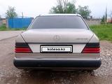 Mercedes-Benz E 260 1988 года за 1 000 000 тг. в Тараз – фото 3