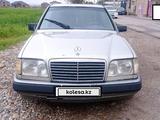 Mercedes-Benz E 260 1988 года за 1 100 000 тг. в Тараз