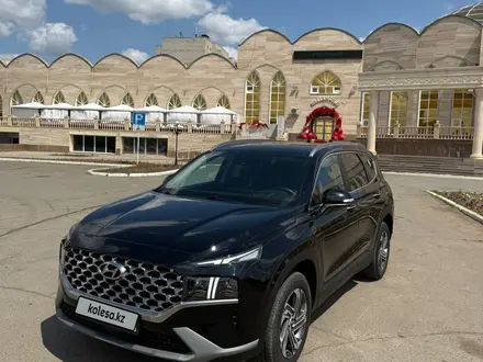 Hyundai Santa Fe 2022 года за 14 000 000 тг. в Уральск