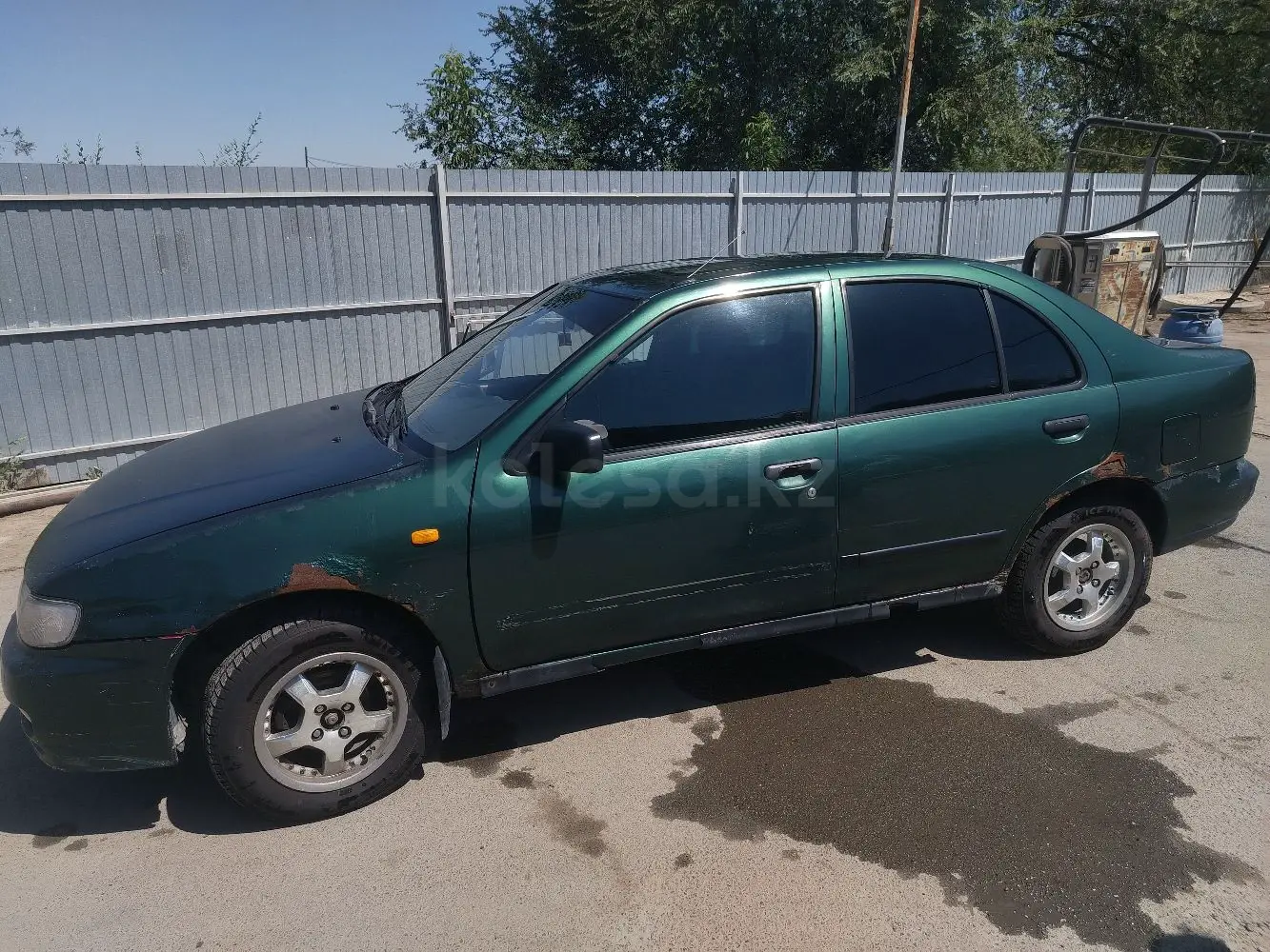 Nissan Almera, 1996