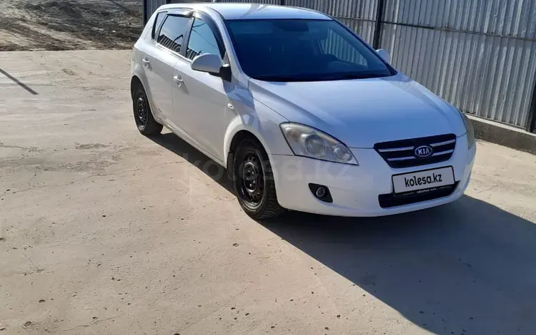 Kia Cee'd 2009 года за 3 100 000 тг. в Атырау