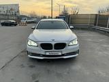 BMW 750 2010 годаүшін10 500 000 тг. в Алматы