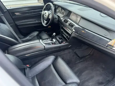 BMW 750 2010 года за 10 500 000 тг. в Алматы – фото 8
