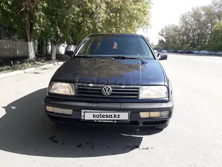 Volkswagen Vento 1993 года за 1 800 000 тг. в Караганда – фото 7