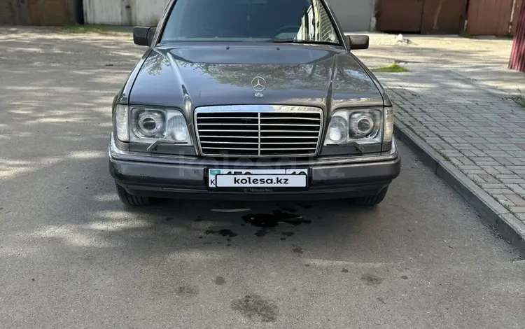 Mercedes-Benz E 320 1995 года за 2 300 000 тг. в Талдыкорган