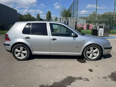 Volkswagen Golf 2000 года за 3 100 000 тг. в Астана – фото 7