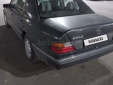 Mercedes-Benz E 230 1992 года за 2 000 000 тг. в Алматы – фото 4