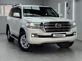 Toyota Land Cruiser 2016 годаүшін31 500 000 тг. в Атырау