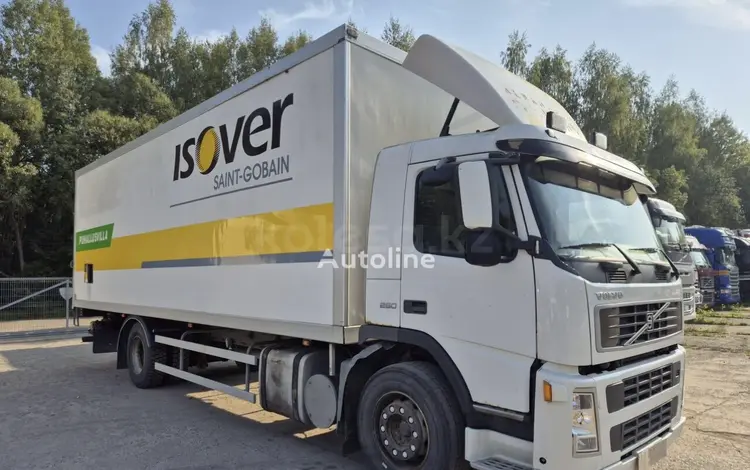 Volvo  FM 2003 года за 14 000 000 тг. в Алматы