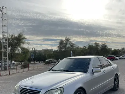 Mercedes-Benz S 500 2000 года за 4 000 000 тг. в Атырау