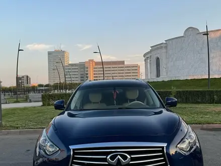 Infiniti FX35 2012 года за 12 000 000 тг. в Атырау