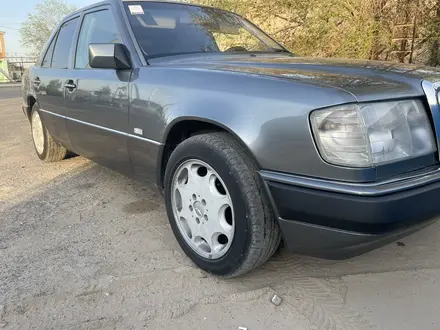 Mercedes-Benz E 230 1992 года за 1 500 000 тг. в Кызылорда – фото 9