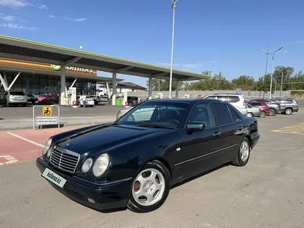 Mercedes-Benz E 320 1996 года за 3 400 000 тг. в Алматы – фото 6