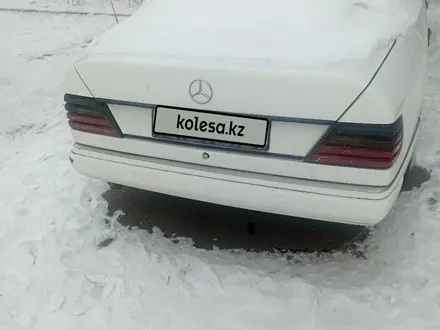 Mercedes-Benz E 230 1991 года за 1 150 000 тг. в Караганда – фото 2