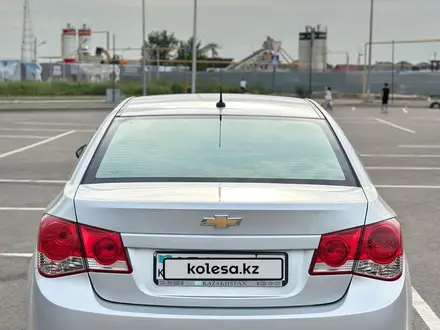 Chevrolet Cruze 2012 года за 3 200 000 тг. в Алматы – фото 23