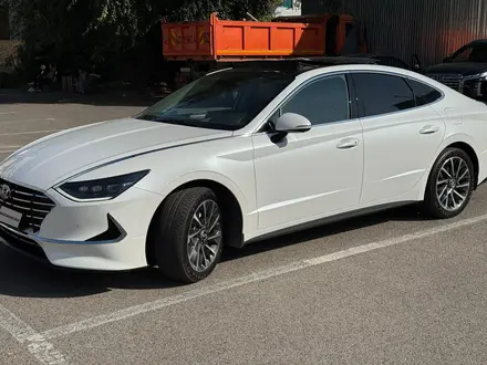 Hyundai Sonata 2022 года за 14 400 000 тг. в Алматы – фото 2