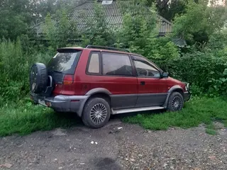 Mitsubishi RVR