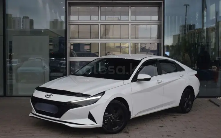 Hyundai Elantra 2022 года за 9 500 000 тг. в Астана