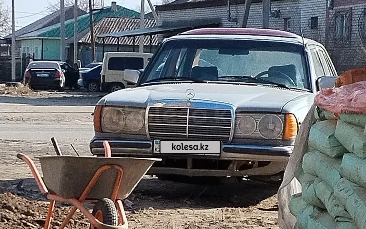 Mercedes-Benz E 200 1983 года за 600 000 тг. в Семей