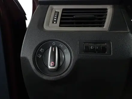 Skoda Rapid 2013 года за 3 300 000 тг. в Шымкент – фото 23