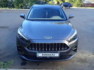 JAC J7