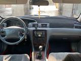 Toyota Camry 2001 года за 3 350 000 тг. в Шымкент – фото 3