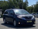 Toyota Sienna 2015 годаүшін11 900 000 тг. в Уральск – фото 3