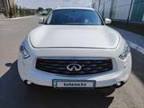 Infiniti FX37 2011 года за 9 500 000 тг. в Астана – фото 2