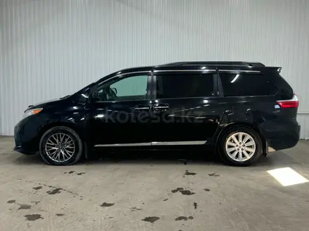 Toyota Sienna 2016 года за 12 061 200 тг. в Астана – фото 5
