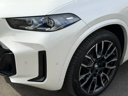 BMW X5 2023 года за 52 000 000 тг. в Алматы – фото 19