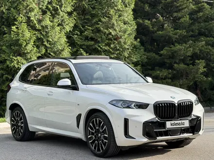 BMW X5 2023 года за 52 000 000 тг. в Алматы – фото 4