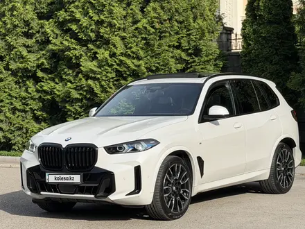 BMW X5 2023 года за 52 000 000 тг. в Алматы – фото 3