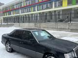 Mercedes-Benz E 230 1991 года за 750 000 тг. в Актау – фото 2