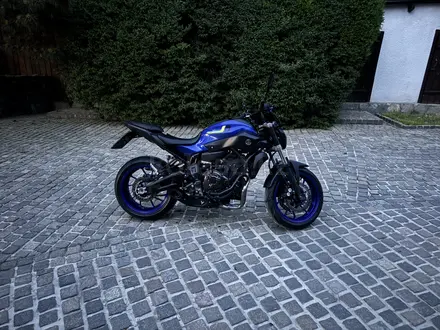 Yamaha  MT-07 (FZ-07) 2017 года за 3 600 000 тг. в Алматы