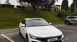 Hyundai Elantra 2023 года за 6 800 000 тг. в Алматы – фото 2