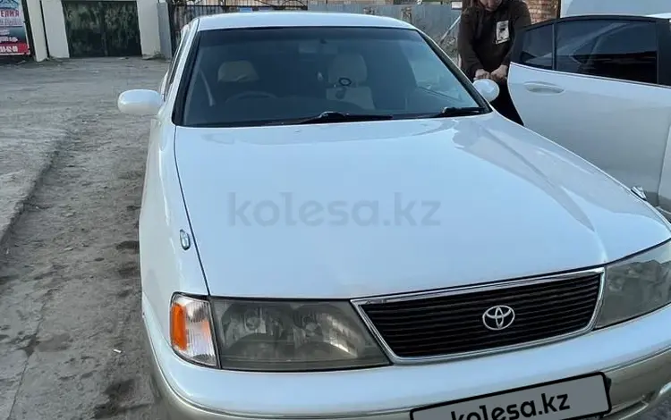Toyota Avalon 1997 годаүшін2 500 000 тг. в Усть-Каменогорск