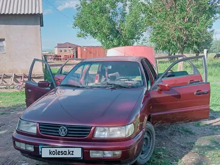 Volkswagen Passat 1993 года за 800 000 тг. в Ленгер