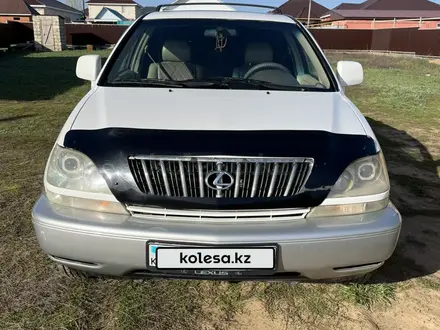 Lexus RX 300 2002 года за 6 300 000 тг. в Актобе – фото 2