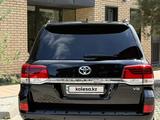 Toyota Land Cruiser 2017 года за 32 000 000 тг. в Алматы – фото 5