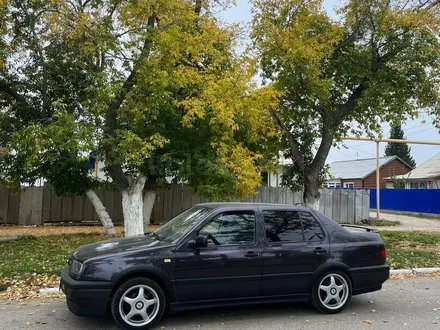 Volkswagen Vento 1992 года за 2 000 000 тг. в Житикара – фото 12