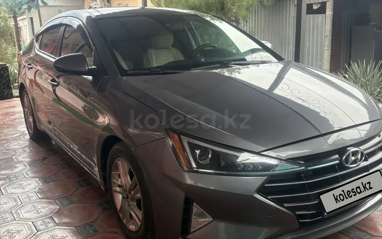 Hyundai Elantra 2018 года за 7 300 000 тг. в Шымкент