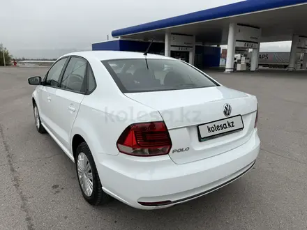 Volkswagen Polo 2016 года за 5 350 000 тг. в Алматы – фото 37