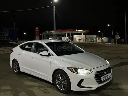 Hyundai Elantra 2016 года за 7 500 000 тг. в Шымкент