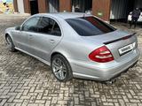 Mercedes-Benz E 320 2002 годаүшін5 400 000 тг. в Алматы – фото 2