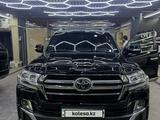 Toyota Land Cruiser 2018 годаүшін40 000 000 тг. в Алматы – фото 2