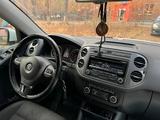 Volkswagen Tiguan 2015 года за 7 200 000 тг. в Усть-Каменогорск – фото 5