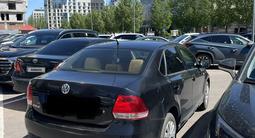 Volkswagen Polo 2015 года за 5 300 000 тг. в Астана – фото 2